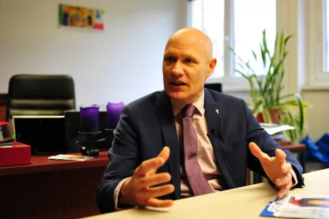 Superintendent Matthias Geist will die neue Karfreitags-Bestimmung nicht so einfach hinnehmen. Foto: epd/Uschmann