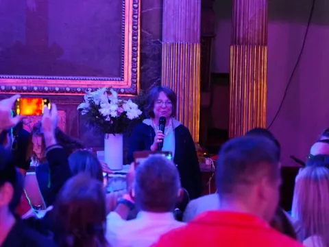 (c) Gratzer - Superintendentur Wien