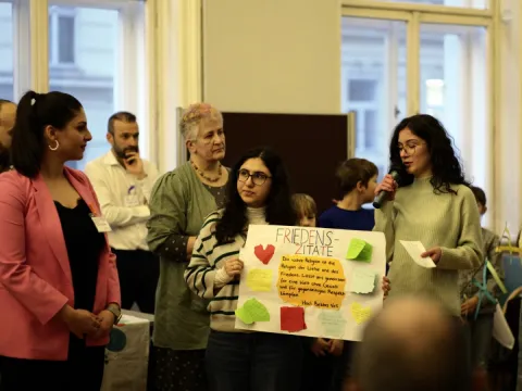 Projekt „optimis-TISCH – In eine friedliche Zukunft“